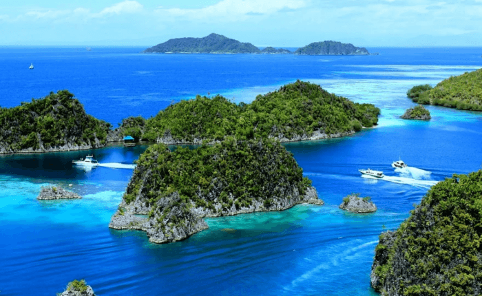 raja ampat tour