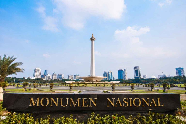 jakarta visiting guide